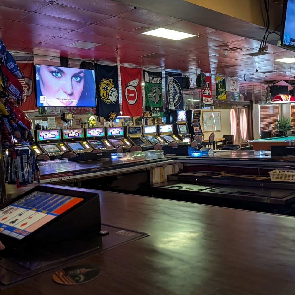 Dotty's Casino Marks St